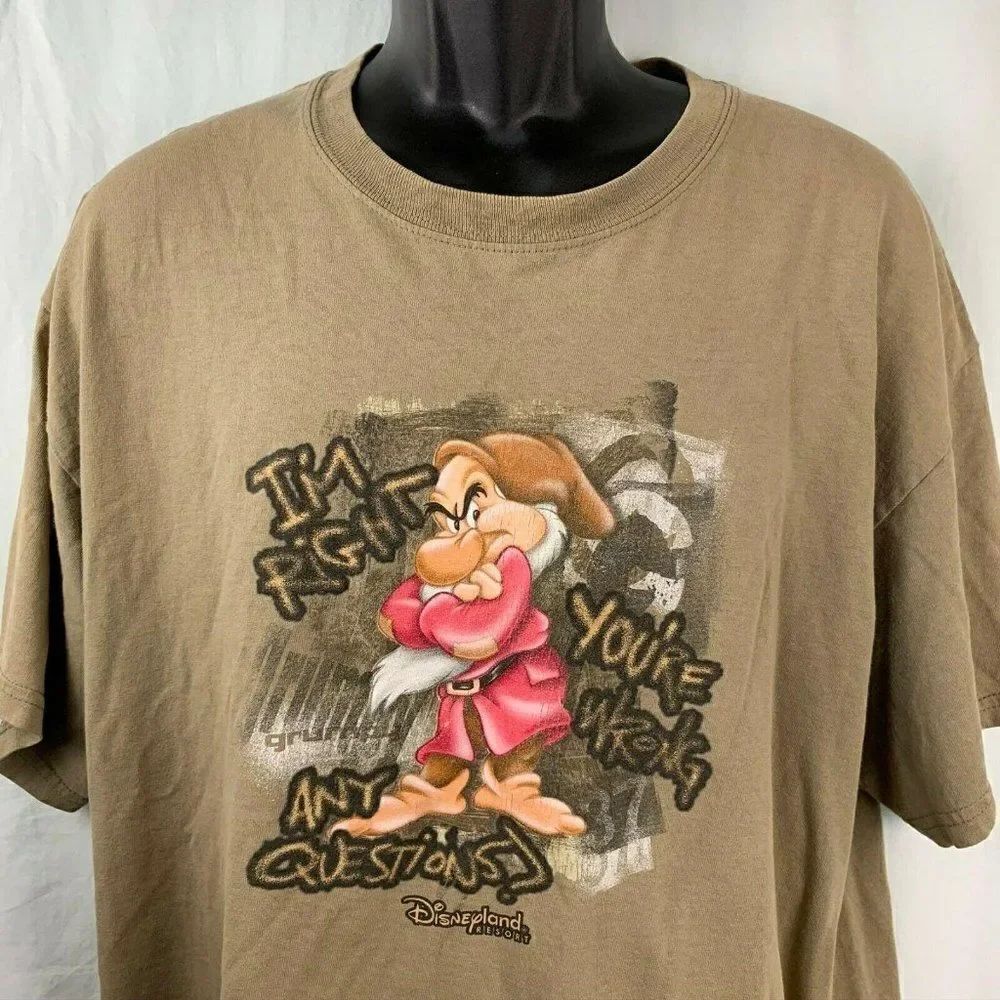 Vintage Disneyland Resort T Shirt XL Tan Grumpy Dwarf Crew Neck Short Sleeves